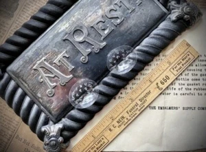 Bouchons d'yeux embaumants - outils mortuaires de mort claire approvisionnement funéraire - Photo 1 sur 1