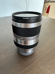 Sony SEL18200 18-200mm F3.5-6.3 OSS E-mount Manual Zoom Lens Silver w/Caps