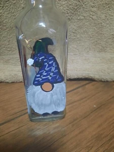 Handbemalte Leuchtflasche Wichtel Design 9 cm hoch, perfektes Geschenk - Bild 1 von 5