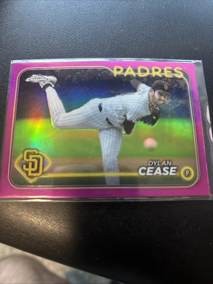 2024 Topps Chrome Dylan Cease #224 Pink Refractor Parallel Padres - Image 1 of 1