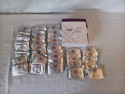 Lámpara de curado LED Jamberry y toallitas de preparación de uñas nuevas Foto 1 de 4