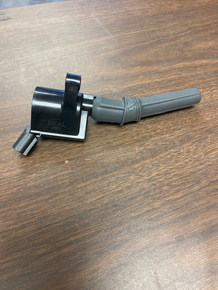 2004 ford F-150 coil Foto 1 de 1