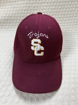 Gorra de béisbol vintage USC borgoña blanca y dorada ajustable Foto 1 de 4