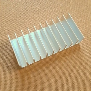 Disipador térmico de 4 pulgadas de aluminio (2,0 x 4,23 x 1,05) pulgadas. Baja resistencia térmica. - Imagen 1 de 1