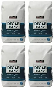 4 CONFEZIONI Kirkland Signature MISCELA DECAFFEINATO IN GRANI INTERI caffè TOSTATURA MEDIA sacchetto da 2,5 libbre - Foto 1 di 6