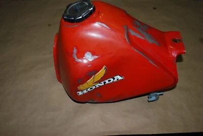 Honda XL250R 1984 tanque de gasolina con tapa y llave Foto 1 de 4