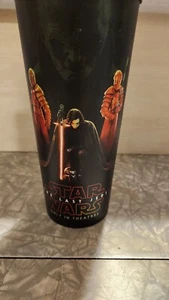 Star Wars The Last Jedi Cup 44 oz Theater Cup Cineplex - Picture 1 of 2