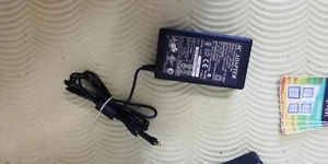 Original Cargador Fuente de Alimentación Delta ADP-60JB 19V 3,16A 60W - Imagen 1 de 2