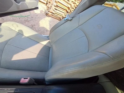 Seat Belt Front Bucket Passenger Retractor Fits 09-13 INFINITI G37 2556124 - Imagem 1 de 4