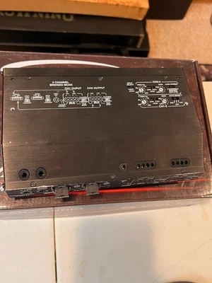 Amplificador de 4 canales Arc Audio Moto 720 reacondicionado de fábrica - Altavoces no inc'd. Foto 1 de 4