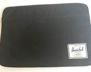 The Herschel Supply Co Padded Luxury Laptop Zip Bag 15" X 11" Black - Picture 1 of 16