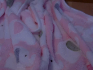 kleine Puppendecke  in rosa mit Elefanten   --  ca.  60 x 41 cm - Bild 1 von 3