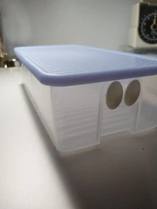 Tupperware Fridge Smart Container 4352B Blue w/ Blue Lid 8.5C/2L Vegetable T14 - Picture 1 of 4