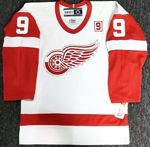 WH-VTG-NWT-S GORDIE HOWE #9 RETIREMENT PATCH DETROIT RED WINGS CCM HOCKEY JERSEY - Picture 1 of 9
