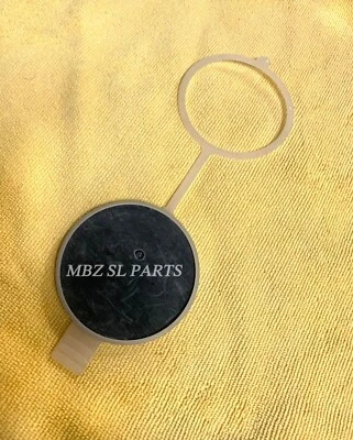 OEM Mercedes W107 R107 560SL 380SL 450SL 500SL Tapa de tanque de líquido para lavadora de parabrisas Foto 1 de 4