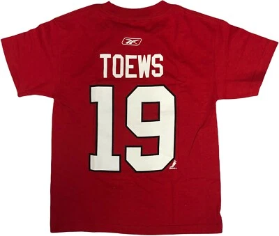 Chicago Blackhawks Boy's Johnathan Toews #19 T-Shirt Small 10/12 - Image 1 of 2