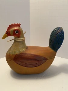 Portagioie per pollo in legno dipinto a mano Country - Foto 1 di 12