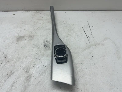 BMW 1 SERIES M135i F20 IDRIVE CONTROLLER AND TRIM 9320288 2011 TO 2015 - Image 1 of 4