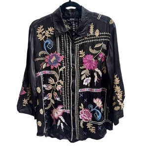 Camicetta kimono slv JOHNNY WAS NUOVA SENZA ETICHETTE con bottoni nera ricamata floreale boho taglia S - Foto 1 di 6