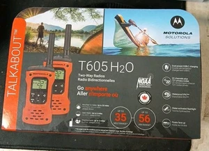 Motorola T605 H2O Black Orange Waterproof IP67 Dual Power 2-Way 35 Mile Radio - Zdjęcie 1 z 2