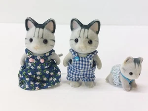 AS-IS Calico Critters Sylvanian Families Fisher Grey Cat Kids & Baby Only - Picture 1 of 6