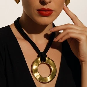 VINTAGE CHICO’S GOLD TONE CIRCLE PENDANT NECKLACE ON BLACK CORD – STATEMENT - Picture 1 of 9