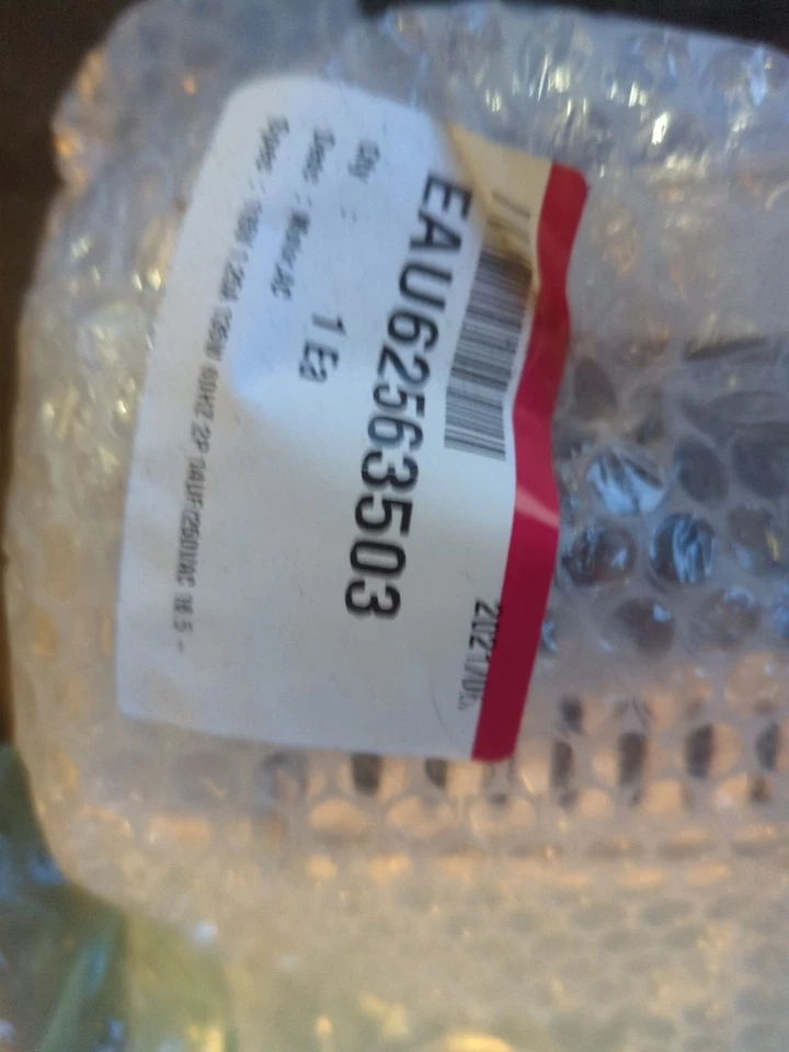 Conjunto de máquina de hielo LG EAU62563503 Foto 1 de 1