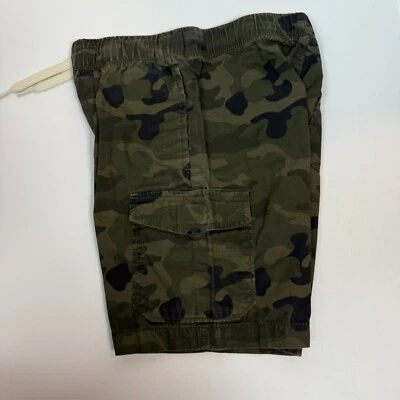 Boy's Shorts - OLD NAVY-Camo- Size 6/7- Gently Used - Image 1 of 4