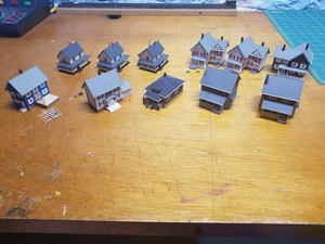  N Scale Buildings Lot Atlas, Bachmann, Model Power (Residential Homes)