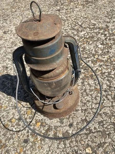 Chalwyn Vintage Paraffin Oil Hurricane Lantern Light - Picture 1 of 4