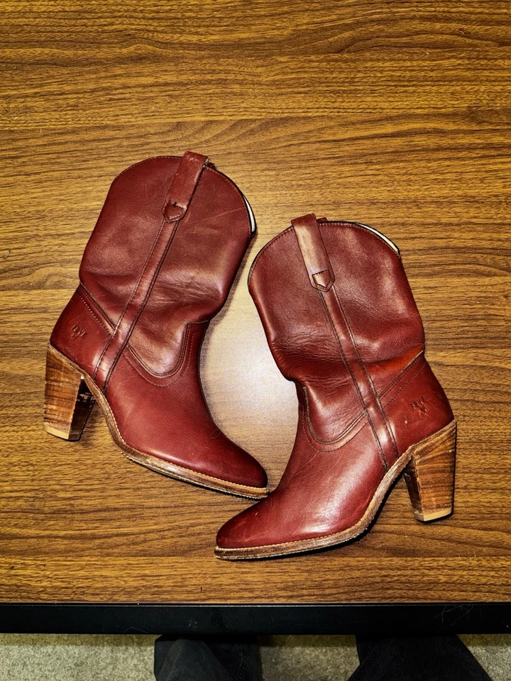 Vintage 1980s Frye Women’s Red Leather Cowboy Boots Heeled Size 8B Made In USA - Image 1 of 4