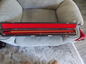 Dufferin 2 Piece Banner Inlaid Pool Cue 58in 21oz w/ Hard Travel Case - Picture 1 of 7