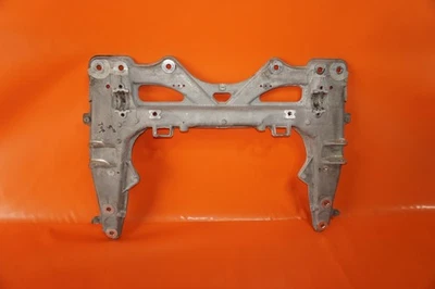 Subchasis delantero Porsche 911 Carrera Crossmember 2014 2015 2016 2017 991341081 OEM Foto 1 de 4