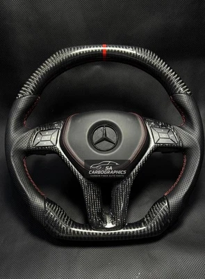 Volante de fibra de carbono personalizado Mercedes-Benz W212 E63 CLS63 AMG 2012-2016 Foto 1 de 4