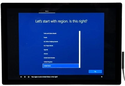 Microsoft Surface Pro 6 - 12.3" - i5 - 8GB RAM - 128GB SSD - ( BATTERY FAIL ) - Image 1 of 3
