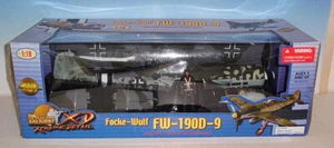 Ultimate Soldier 1/18 Focke Wulf FW 190D-9 Germany Version 2 OVP #749 - Bild 1 von 5