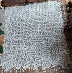 SCHÖNE VINTAGE HANDGEFERTIGTE GEHÄKELTE TAGESDECKE 90" X 74" ELFENBEIN GEOMETRISCHES DESIGN - Bild 1 von 15