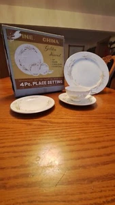 Golden Harvest By Fine China of Japan 4 Pieces Set In Original Box - Picture 1 of 17
