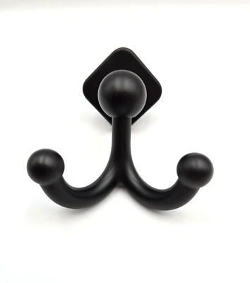 Gancho para toallas de baño Franklin de latón Gainesville (paquete de 1), montaje en pared, negro mate Foto 1 de 4