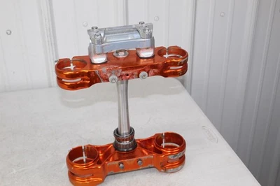 2023-2026 KTM 450 SXF edición de fábrica abrazaderas triples 125-450 SX XCF 22,5 Foto 1 de 4