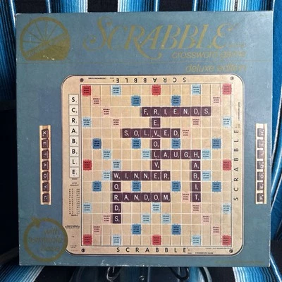 RARE Complete VGC 1977 Scrabble Deluxe No. 71 Selchow Righter Red Turntable Base - Image 1 of 4