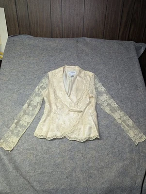 Vintage Bloomingdales Size 8 Cream White Beaded Lace Blazer Bridal - Image 1 of 4
