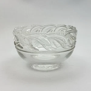 Cuenco redondo de cristal Dolphin by Tiffany & Co 5 pulgadas - Imagen 1 de 11