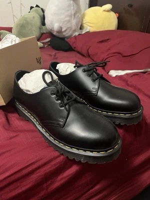 “Zapatos de cuero liso Dr Martens 1461 Bex” | Talla mujer 10; Hombre 8,5 Foto 1 de 4