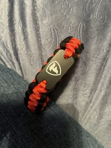 Bracciale unisex decorativo Firestone nuovo in bustina - Foto 1 di 4