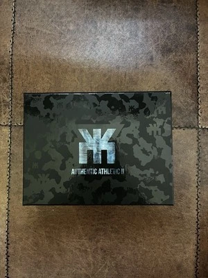 Olexesh - Authentic Athletic 2  [CD Deluxe Box] WIE NEU!! OVP - Bild 1 von 3