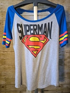 Graues Superman-Shirt für Jugendliche/ US-Größe XL/ Juniorbekleidung/Activewear - Bild 1 von 5