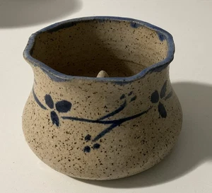 Pottery Stoneware Apple Baker 4.5” Signed - Picture 1 of 8