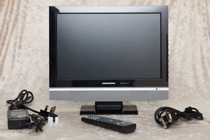 Grundig GU15WDVDT 15.4″ LCD TV/DVD Combo with Remote – Multi‑Input - Picture 1 of 24
