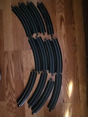 Ho Scale Curve Track 12 Pieces - Image 1 of 2